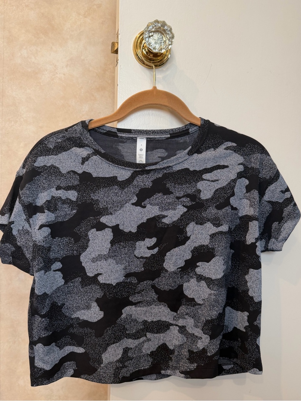 Lululemon Active Tee